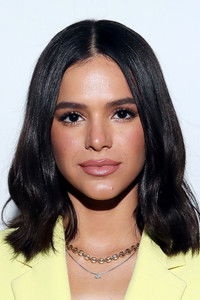 الممثل Bruna Marquezine