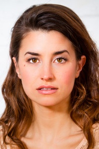 الممثل Bryn McAuley