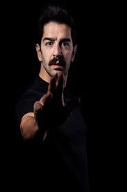 الممثل Bulut Akkale