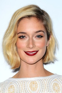 الممثل Caitlin FitzGerald