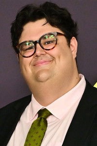 الممثل Caleb Hearon