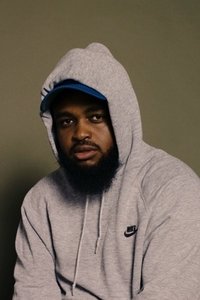 المخرج Calmatic