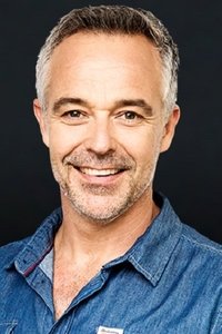 الممثل Cameron Daddo