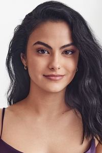 الممثل Camila Mendes