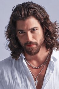 الممثل Can Yaman