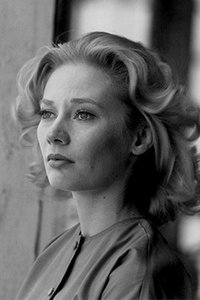 الممثل Candace Hilligoss