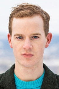 الممثل Carl Martin Eggesbø