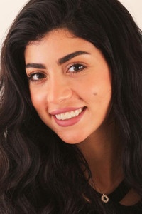 الممثل Caroline Azmy