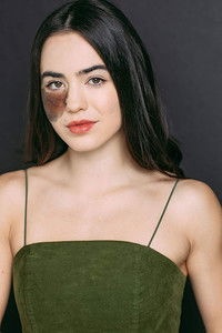 الممثل Cassandra Naud