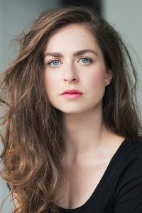 الممثل Catherine Chabot