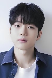 الممثل Cha Kang-Yoon