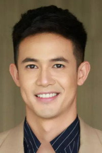 الممثل Chanatip Phothongka