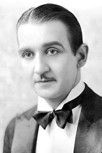 الممثل Charles King