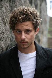 الممثل Charlie Gustafsson