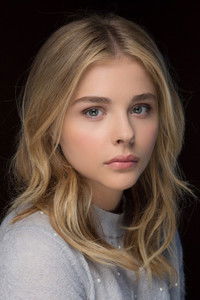 الممثل Chloë Grace Moretz