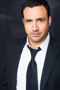 الممثل Chris Connell