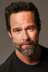 الممثل Chris Diamantopoulos