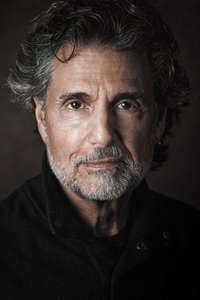 الممثل Chris Sarandon