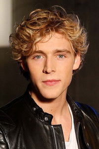 الممثل Christopher