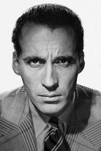 الممثل Christopher Lee