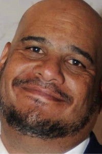 الممثل Chuck Dockery