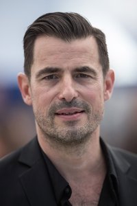 الممثل Claes Bang