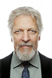 الممثل Clancy Brown