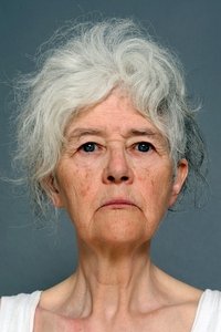 الممثل Clare Coulter