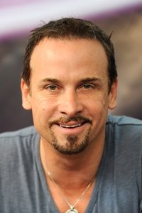 الممثل Colin Cunningham