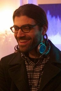 المخرج Colin Theys