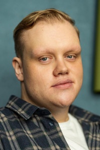 الممثل Connor Crawford