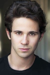الممثل Connor Paolo