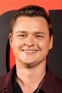 الممثل Cooper Tomlinson