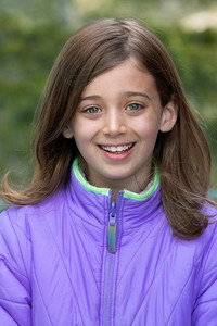 الممثل Cora Kaufman