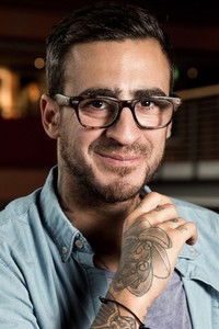 الممثل Cori Gonzalez-Macuer