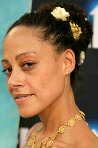 الممثل Cree Summer