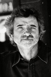 المخرج Curtis Hanson