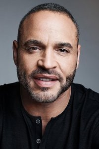 الممثل Daniel Sunjata