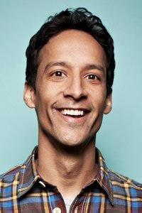 الممثل Danny Pudi