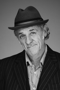 الممثل David Field