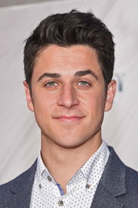 الممثل David Henrie