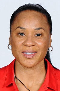 الممثل Dawn Staley