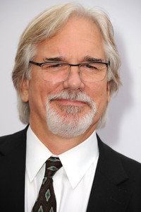 المخرج Dean Parisot