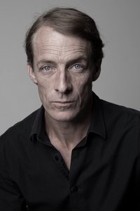 الممثل Derek Carroll