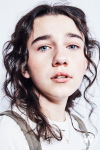 الممثل Devin France