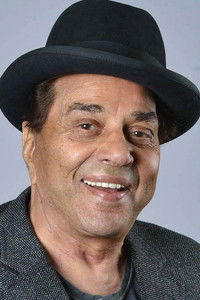 الممثل Dharmendra