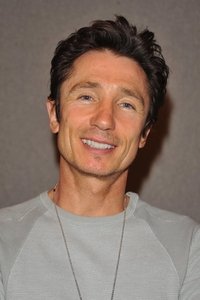 الممثل Dominic Keating