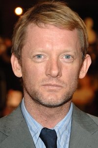 الممثل Douglas Henshall