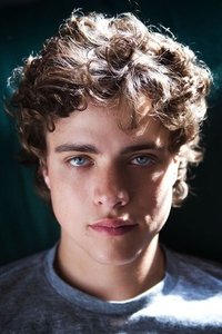 الممثل Douglas Smith