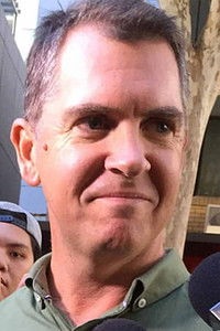 المخرج Duncan Jones